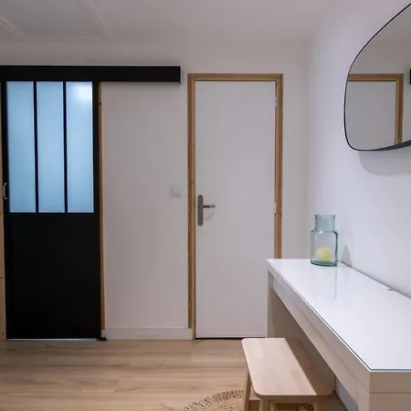 Duplex Centre, Refait A Neuf, A Proximite Du Chateau *