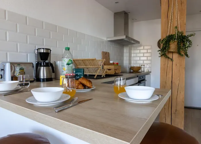 Duplex Centre, Refait A Neuf, A Proximite Du Chateau *