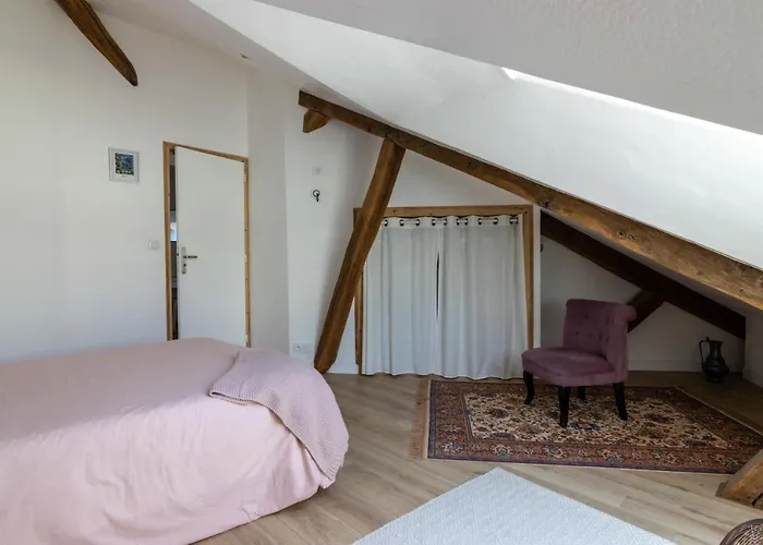 Apartment Duplex Centre, Refait A Neuf, A Proximite Du Chateau