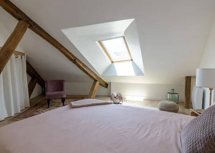 Apartment Duplex Centre, Refait A Neuf, A Proximite Du Chateau Saumur