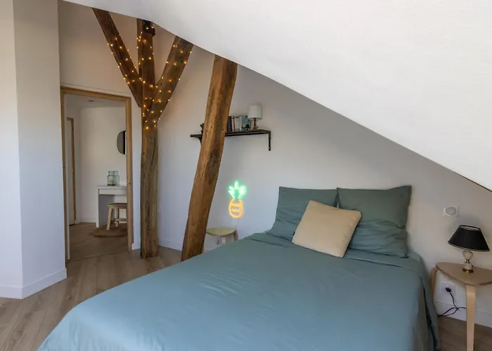 Duplex Centre, Refait A Neuf, A Proximite Du Chateau