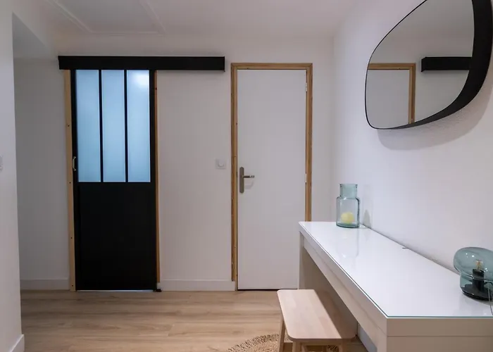 Duplex Centre, Refait A Neuf, A Proximite Du Chateau *